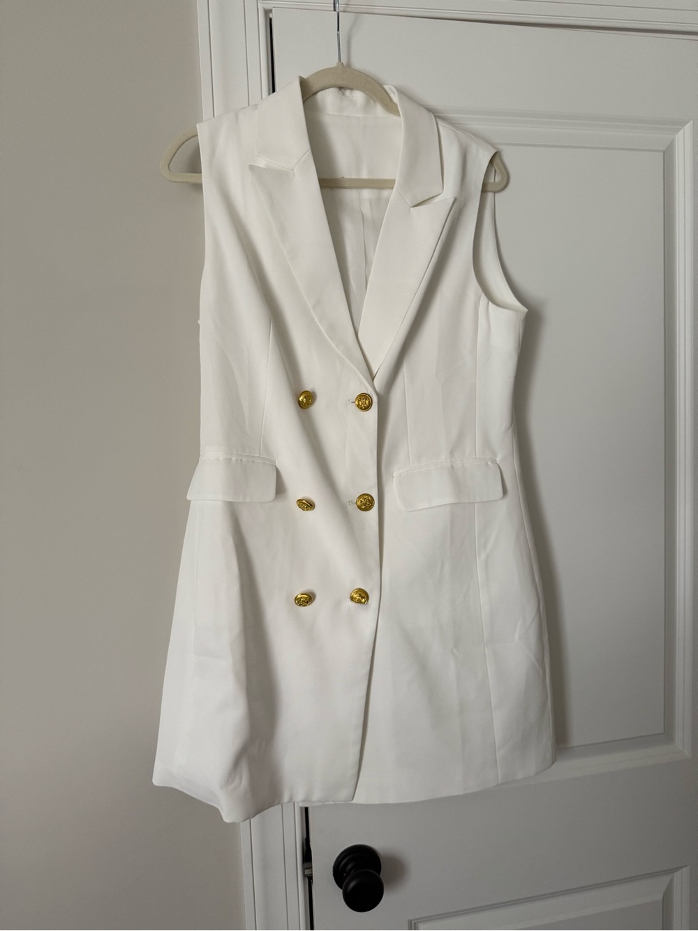 Amazon White Sleeveless Double-Breasted Blazer Mini Dress with Gold Buttons